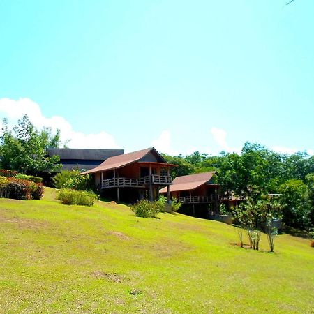 The Cliff & River Jungle Resort Phanom Kültér fotó