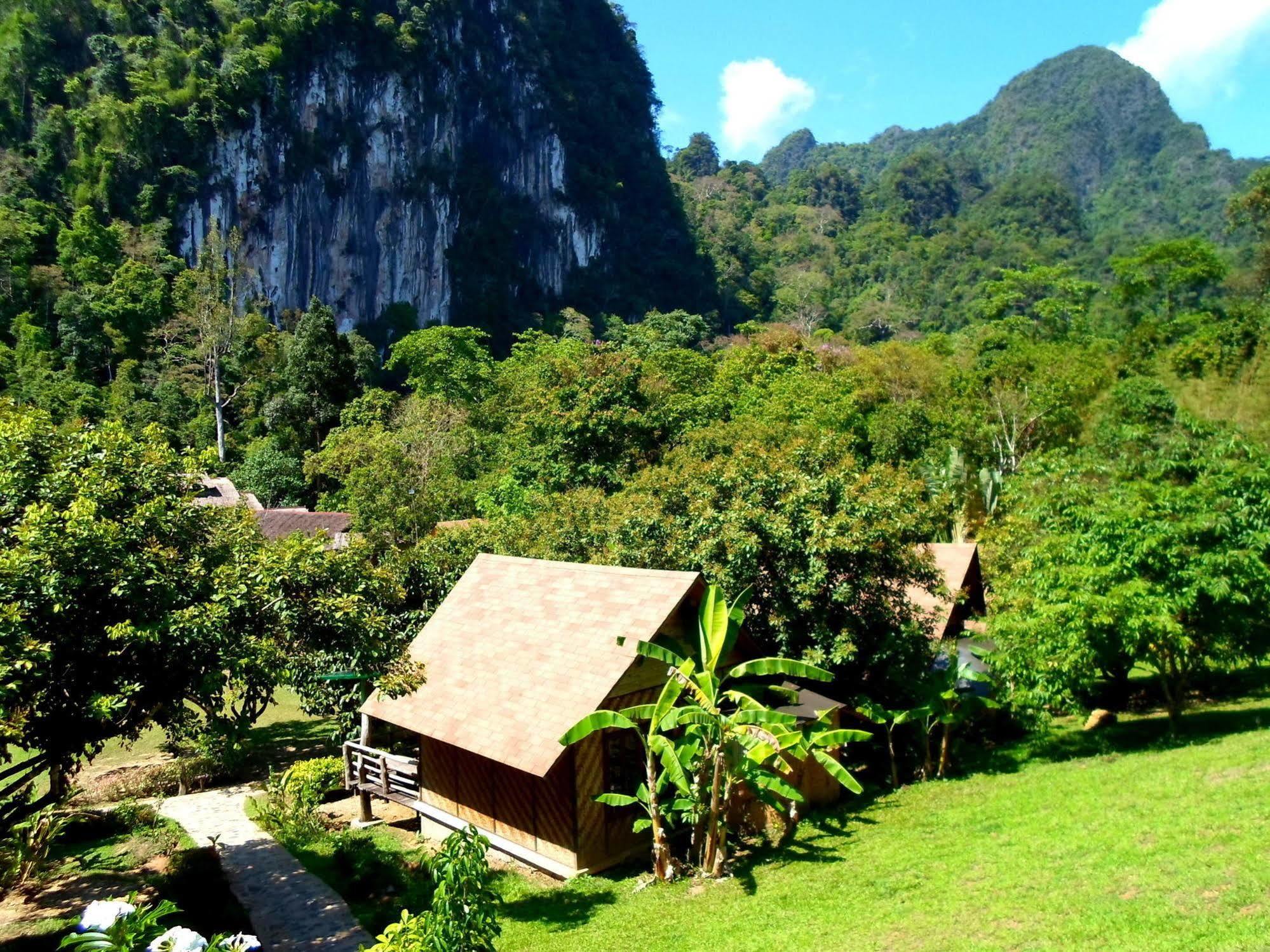 The Cliff & River Jungle Resort Phanom Kültér fotó