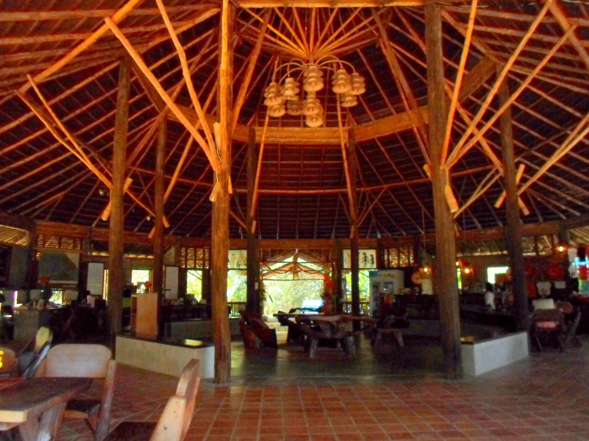 The Cliff & River Jungle Resort Phanom Kültér fotó