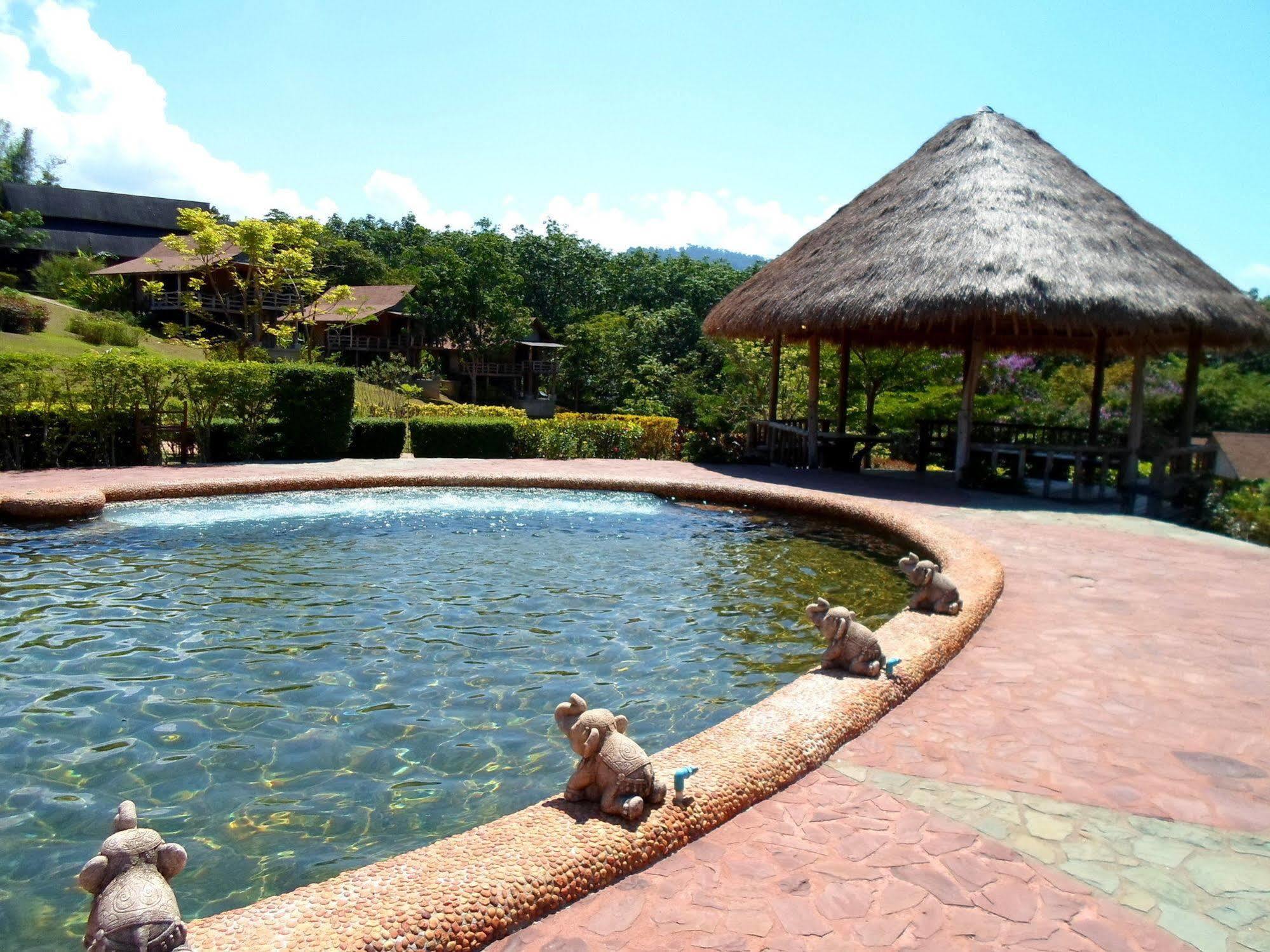 The Cliff & River Jungle Resort Phanom Kültér fotó