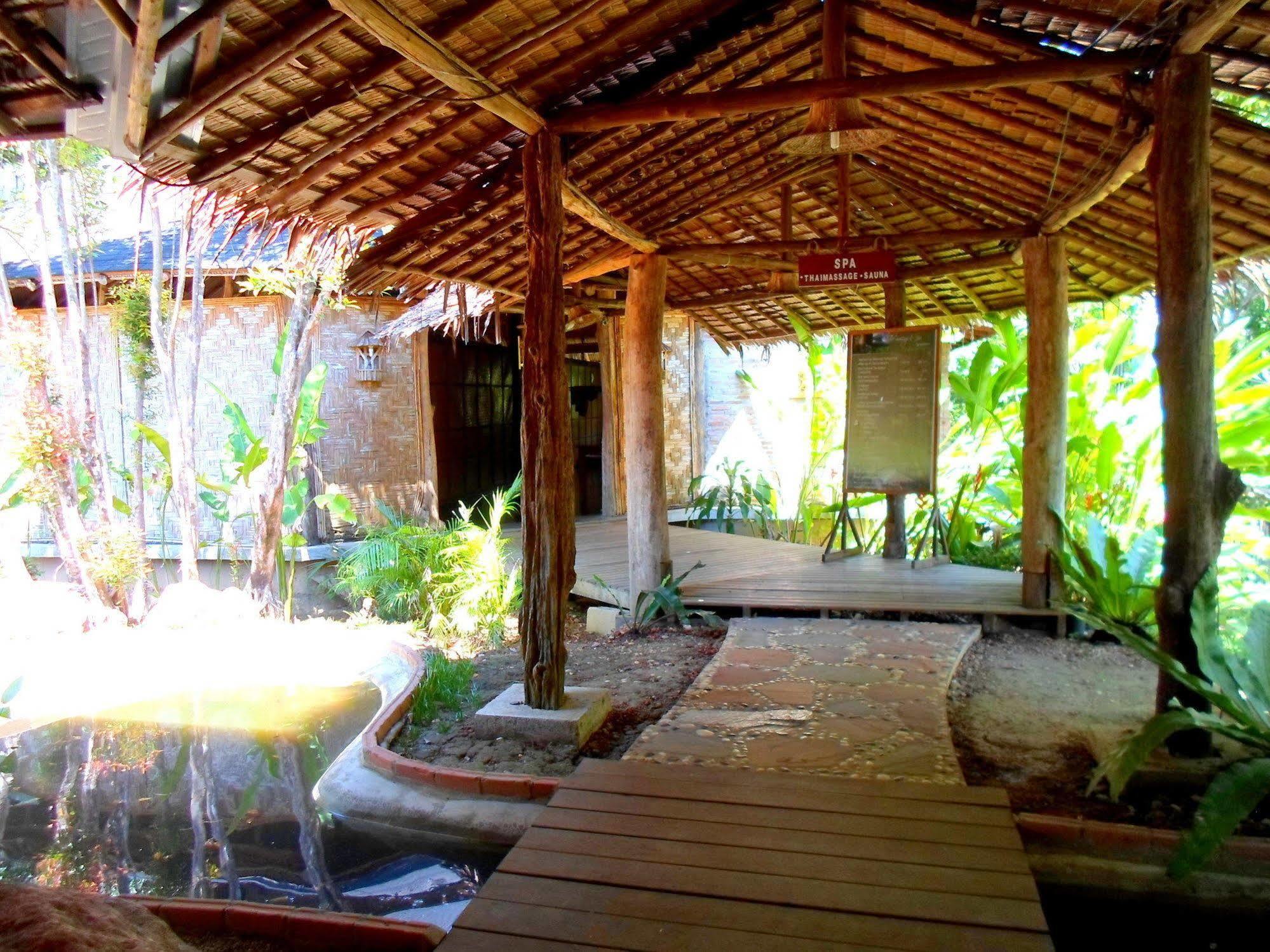 The Cliff & River Jungle Resort Phanom Kültér fotó